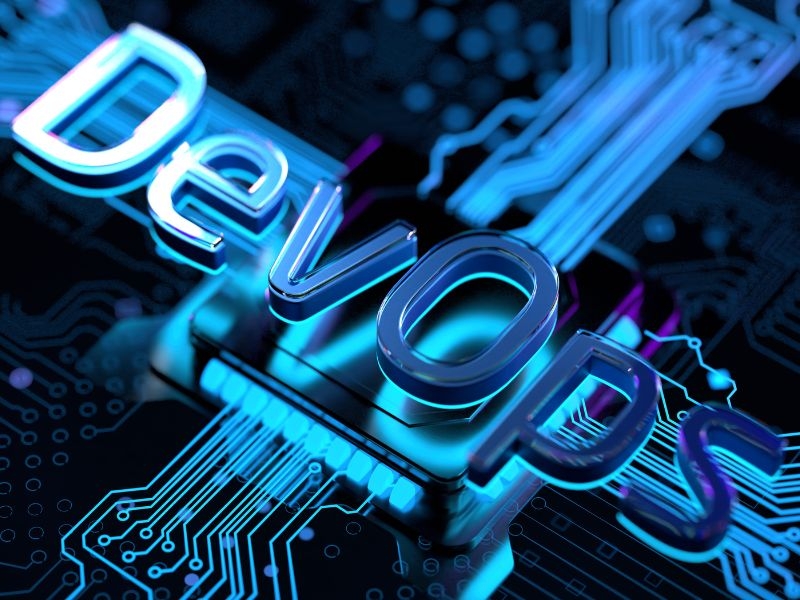 Implementação de DevOps: Benefícios e Melhores Práticas